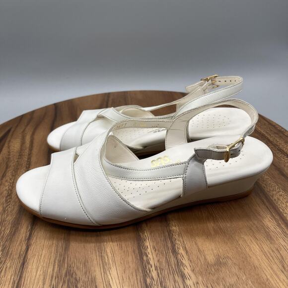 SAS Tripad Comfort Shoes Womens Size 8 WW White Leather Wedge Slingback Sandals - Picture 3 of 8